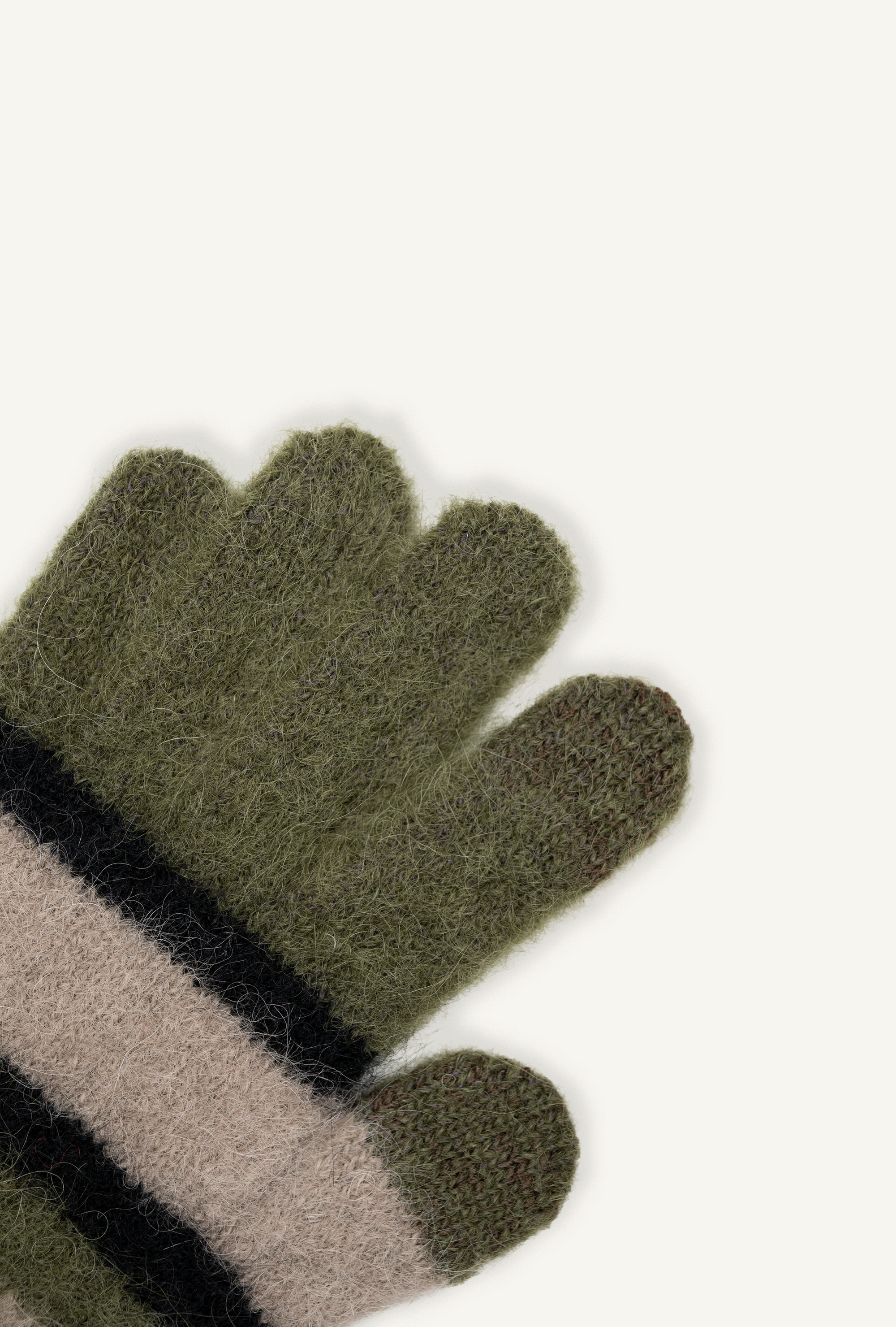 NIJI touchscreen gloves in Forest Pebble, close-up of the knit and Eletex II conductive fingertip