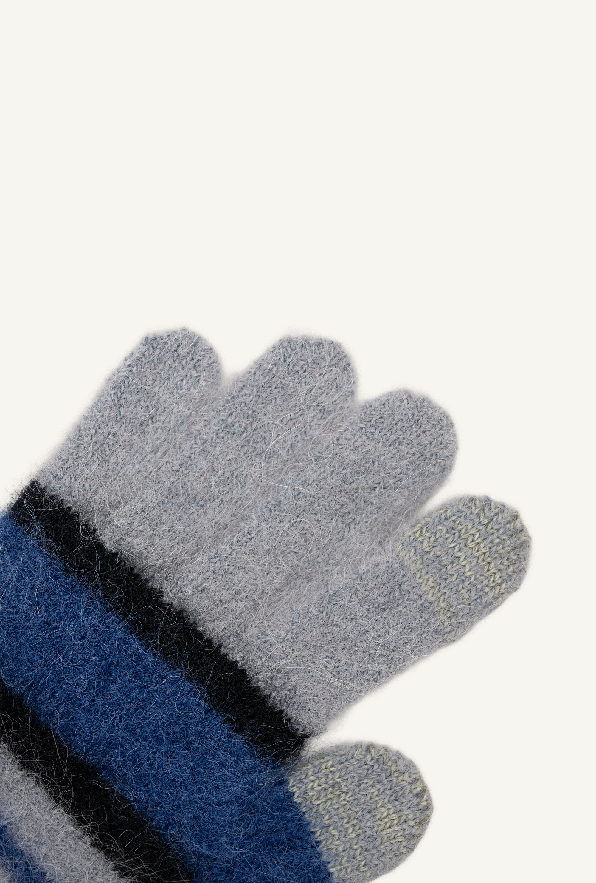 NIJI touchscreen gloves in Sapphire Blue, close-up of the knit and Eletex II conductive fingertip