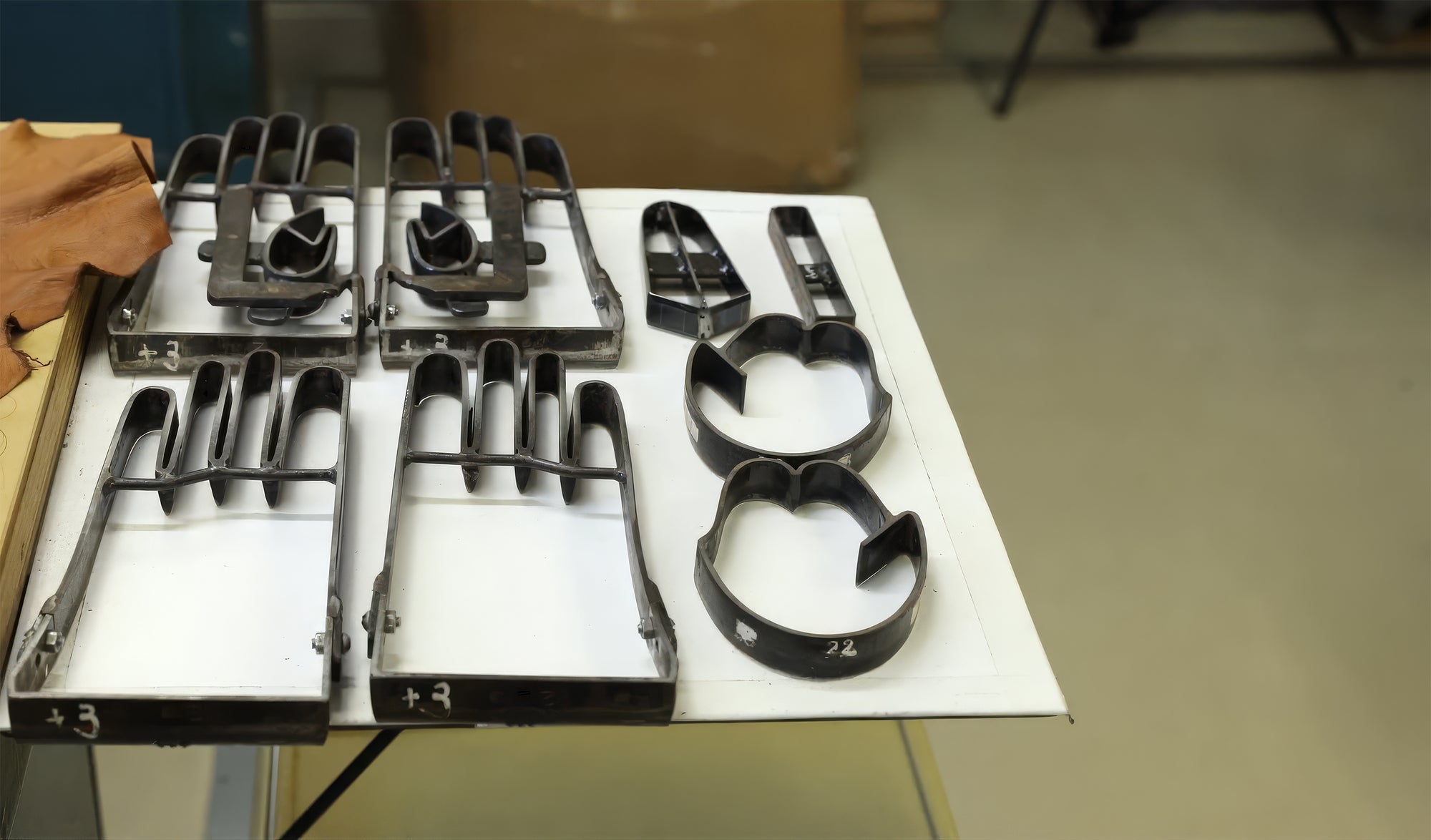 ORUU's quality is top of the industry.  Gloves are made in kagawa, japan.
